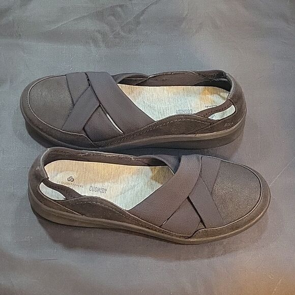 BRAND NEW CLOUDSTEPPERS BY CLARKS WOMEN'S SILLIAN 2.0 STAR LOAFERS - Picture 5 of 16